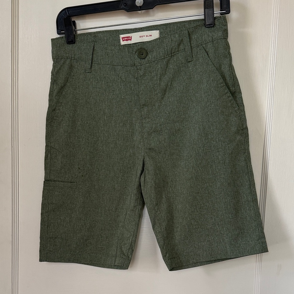 Levi's youth Olive Flat Front Shorts